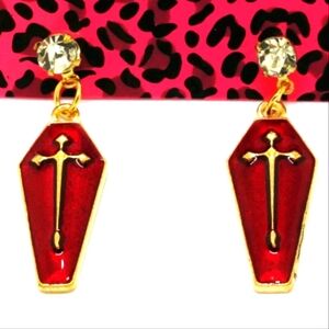 Coffin+Snake braclet Betsey Johnson